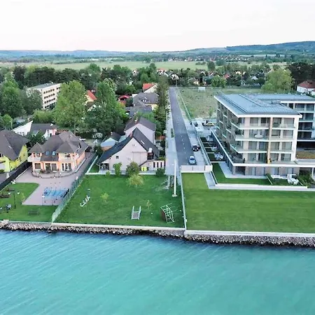 In 19072 * Balatonlelle