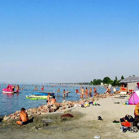 In 19072 * Balatonlelle